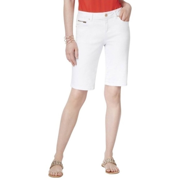 I.n.c. INTERNATIONAL CONCEPTS
NWT 14P Women's High Rise Denim
Bermuda Shorts - Picture 5 of 16